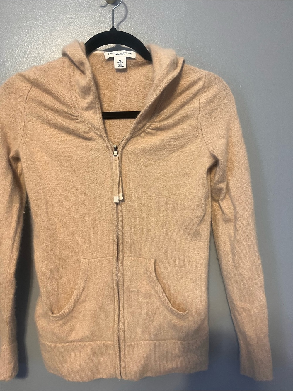 Banana Republic Cashmere Sweater in Light Camel